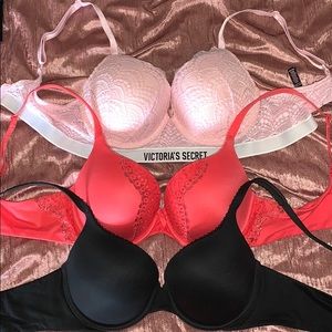 Body By Victoria Perfect shape Bra Lot